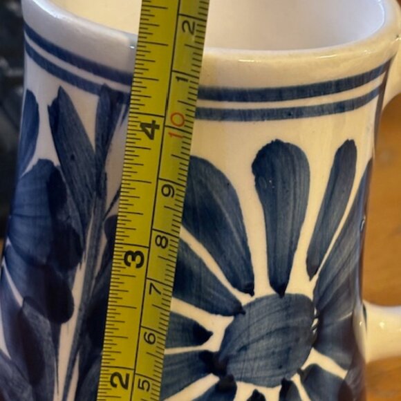 MADE IN MEXICO CERAMIC PITCHER WITH 6 MUGS W/HANDLES - Picture 5 of 7